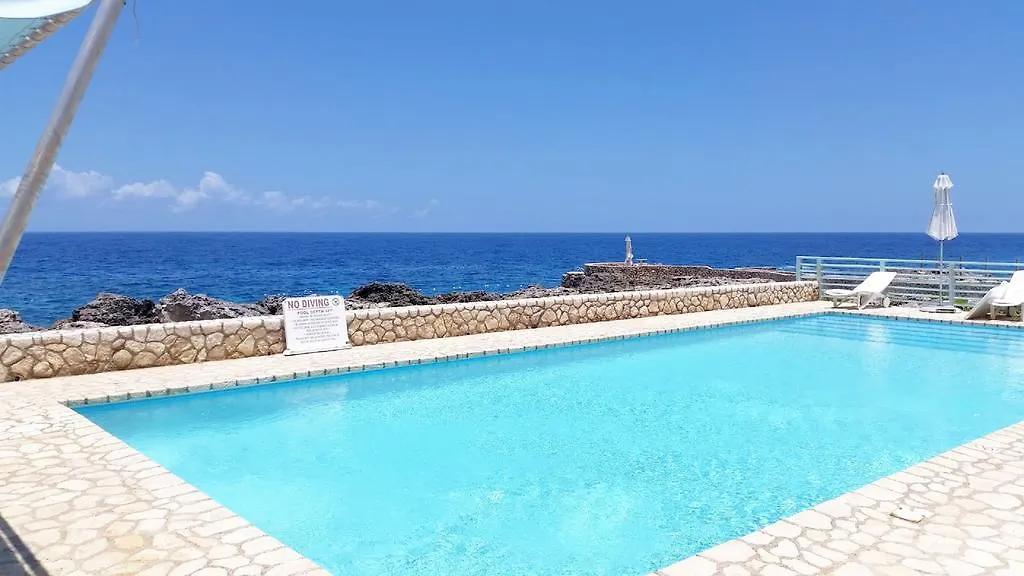 Idle Awhile Cliffs Hotel Negril 3*,