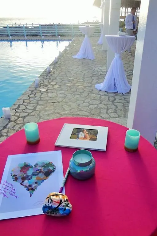 Idle Awhile Cliffs Hotel Negril