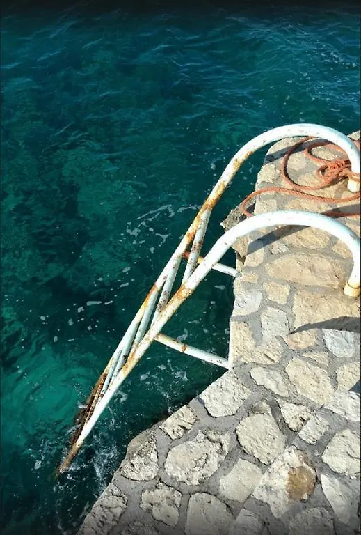 ***  Idle Awhile Cliffs Hotel Negril Jamaica